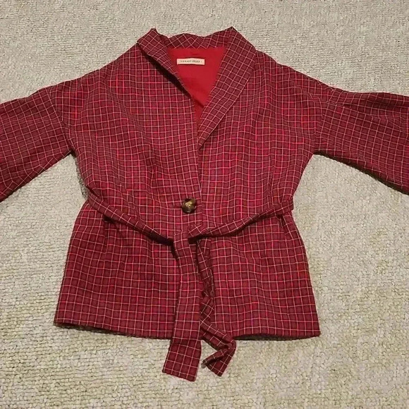 Jacket - Picture 1 of 6